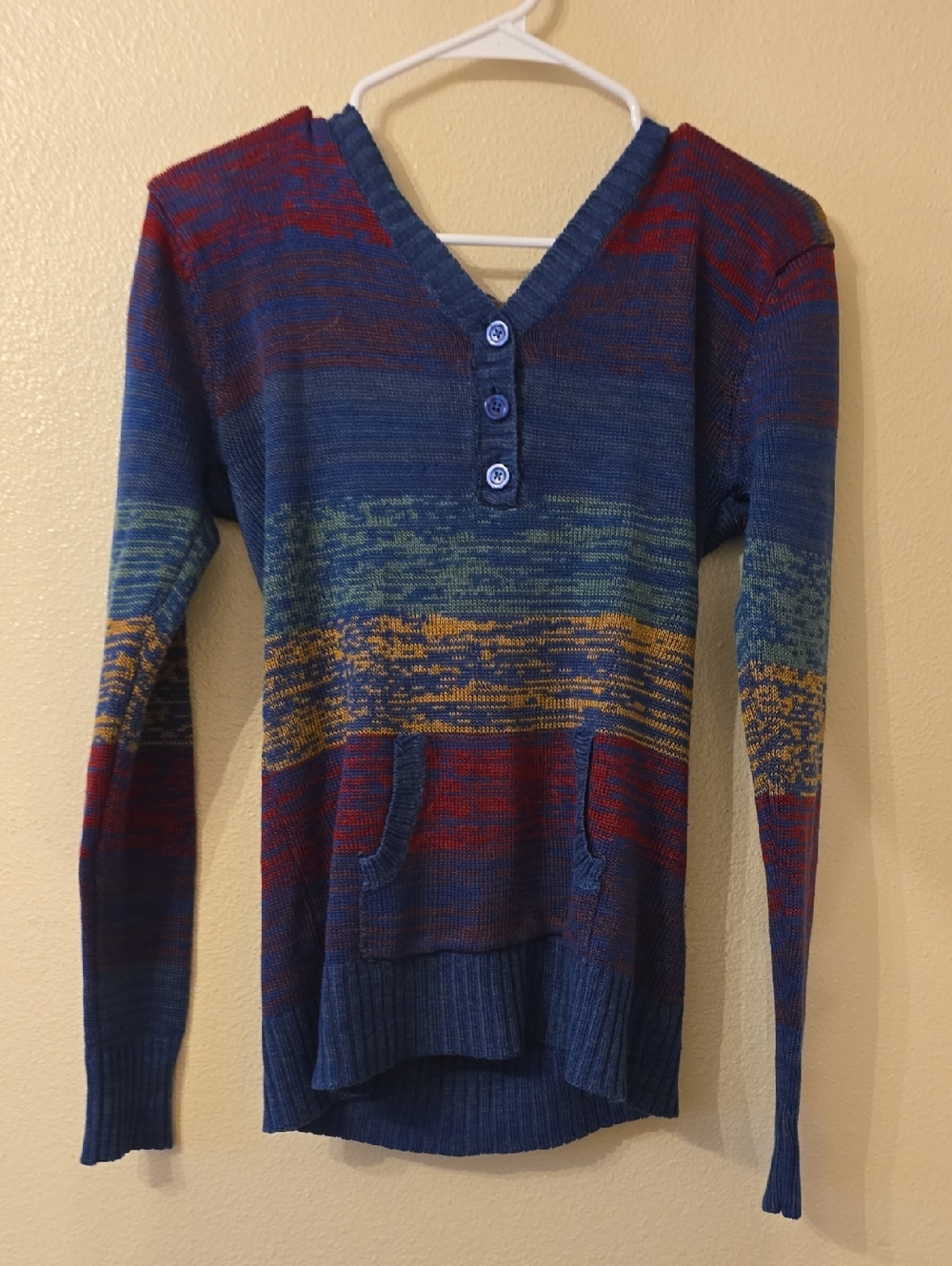 V-Neck Multicolor Knit Sweater with Front Pocket